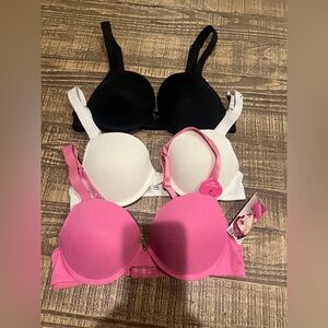 3-pack PARIS HILTON Push-Up Bras Pink/Black/White Size 34B NWT